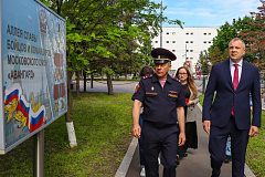 В столичном главке Росгвардии прошла встреча с ведущим Евгением Поповым   