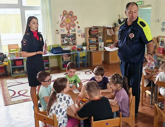 «Открытые  уроки  по  ПДД».       