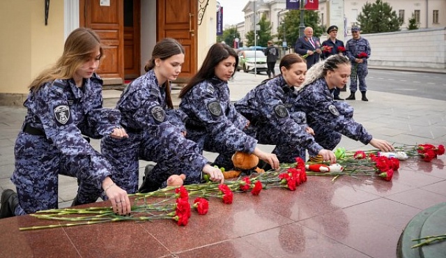 В День солидарности в борьбе с терроризмом столичные росгвардейцы провели памятное мероприятие, посвященное трагическим событиям в Беслане